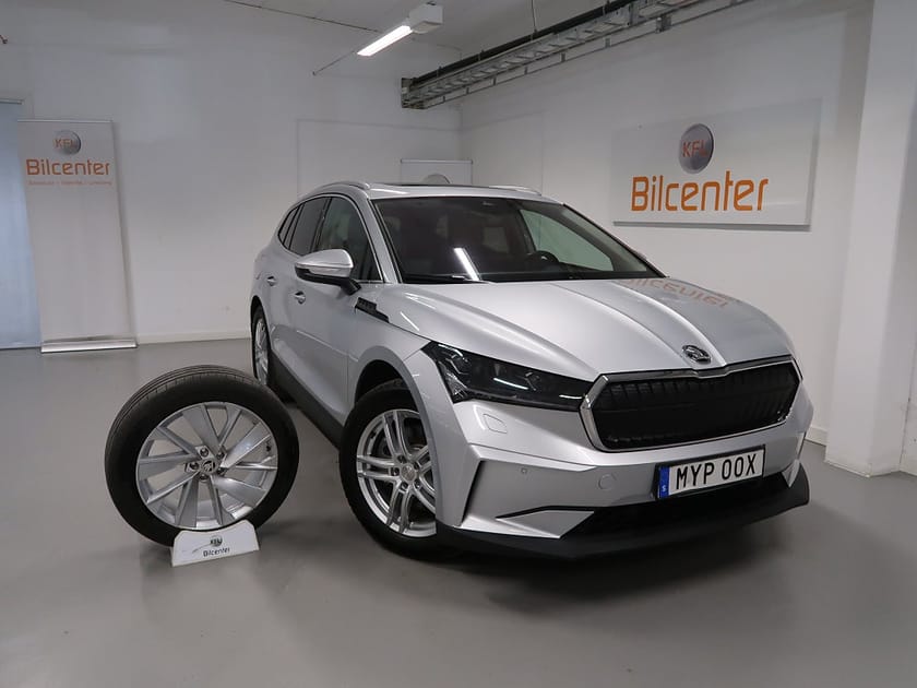 Bild 1 av Škoda Enyaq iV 80 Skoda *3,99% RÄNTA* V-Däck ingår Navi-Kamera-Pano-Elstol-S