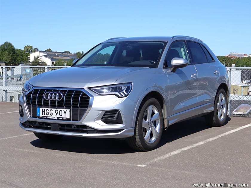 Bild 1 av Audi Q3 40 TDI quattro 2.0 190hk Proline S/V-hjul Drag