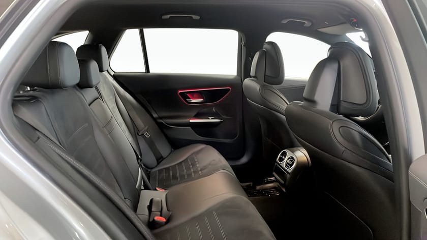 Bild 5 av Mercedes-Benz C 200 T 200T 9G-Tronic 204Hk AMG-Line / Kamera / Drag /