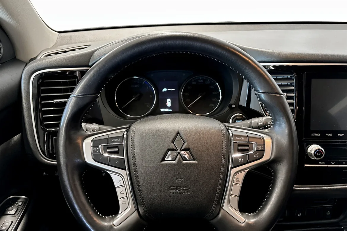 Mitsubishi Outlander PHEV