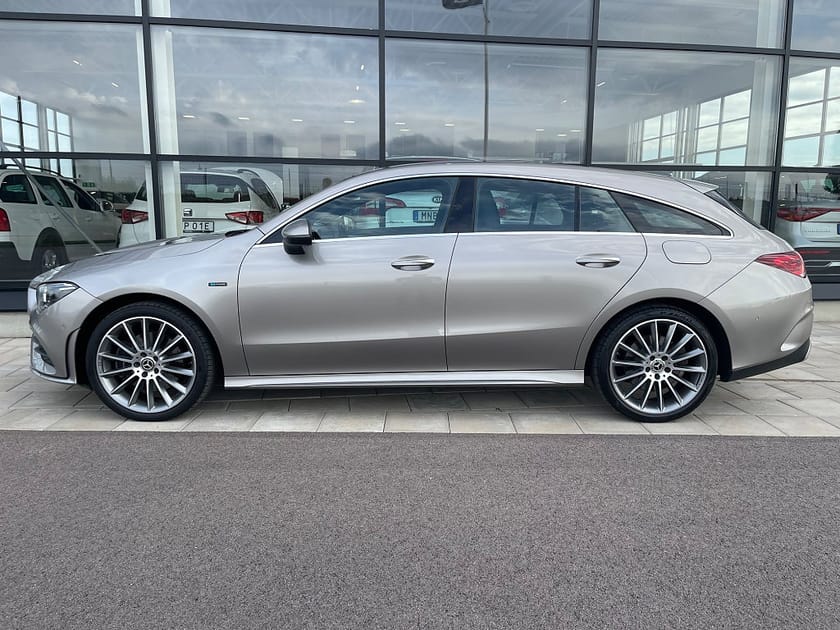 Bild 2 av Mercedes-Benz CLA 250 e Shooting Brake Brake|AMG|Burmester|Drag
