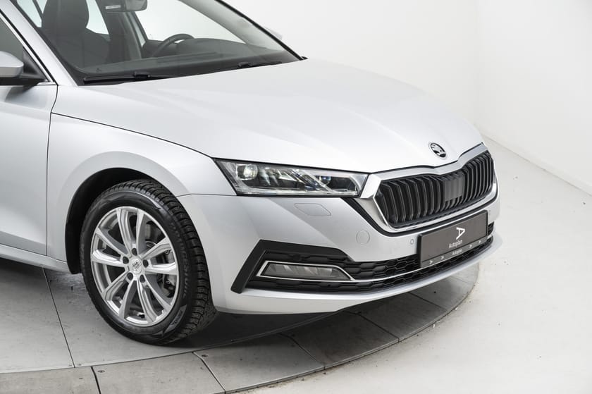 Bilde 3 av Škoda Octavia Stasjonsvogn 2,0 TDI 150hk 4x4 Style ACC/Krok/Kamera/Matrix/Carplay