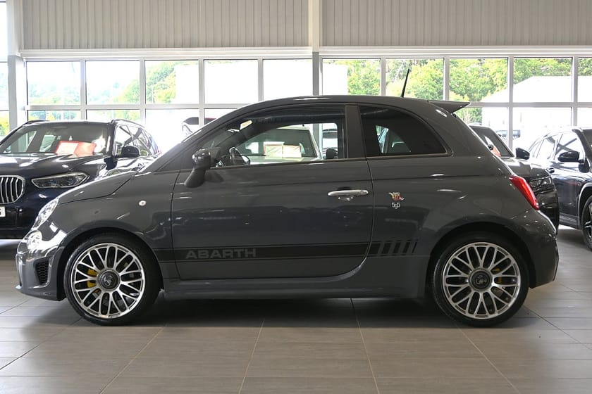 Bild 2 av Abarth 595 1.4 T-JET 16V Turbo 145hk