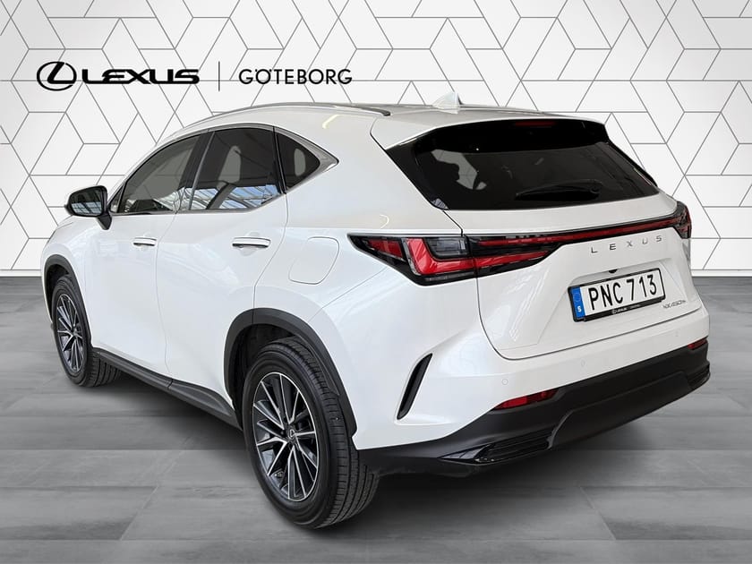 Bild 5 av Lexus NX 450h+ Business Plus