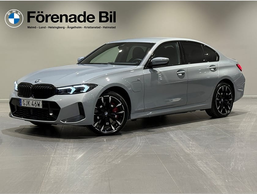 Bild 1 av BMW 330e xDrive Sedan M Sport Pro Drag AdptFartH H/K Comfort