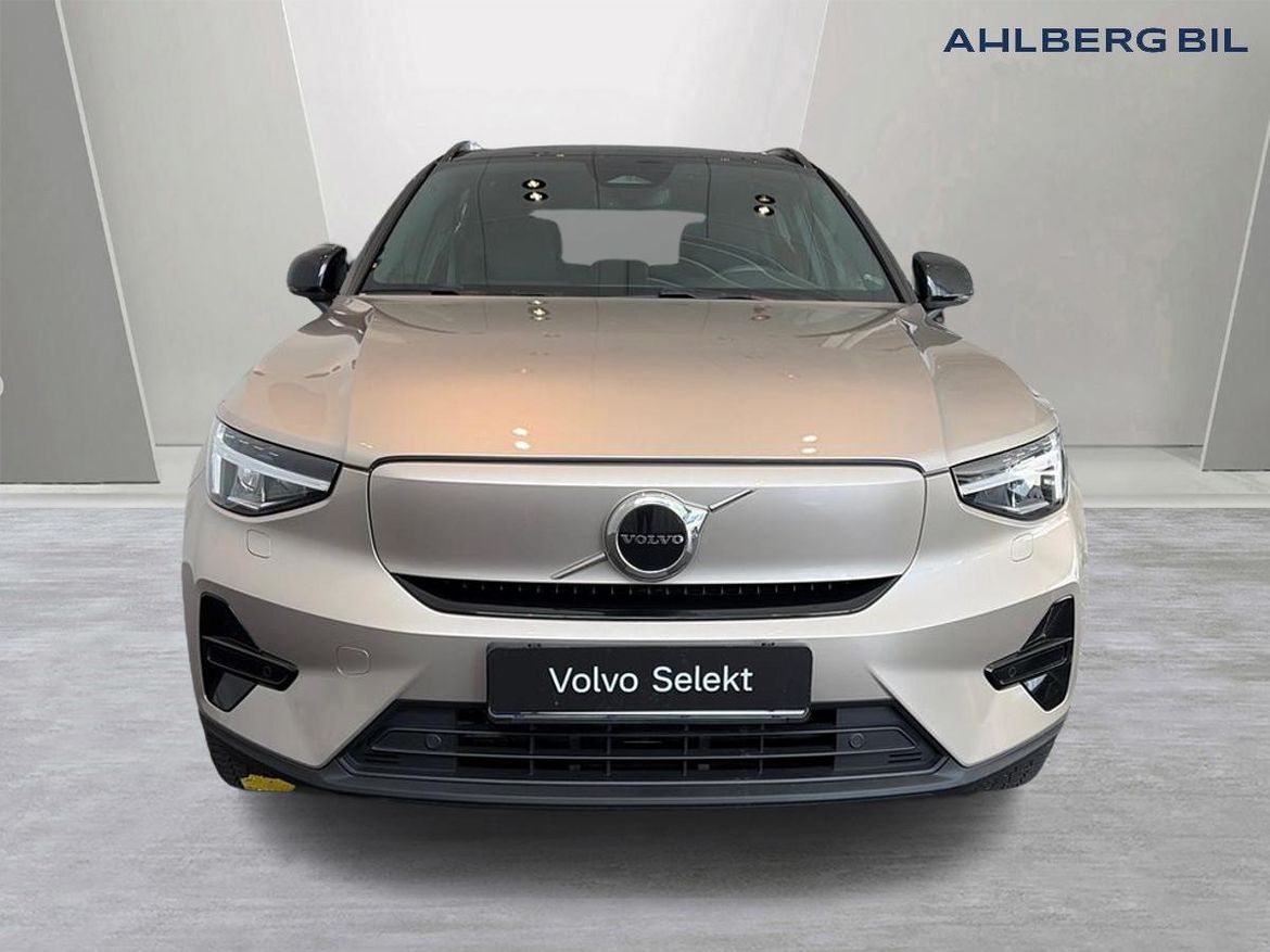 Volvo XC40 2024 - miniatyr 3