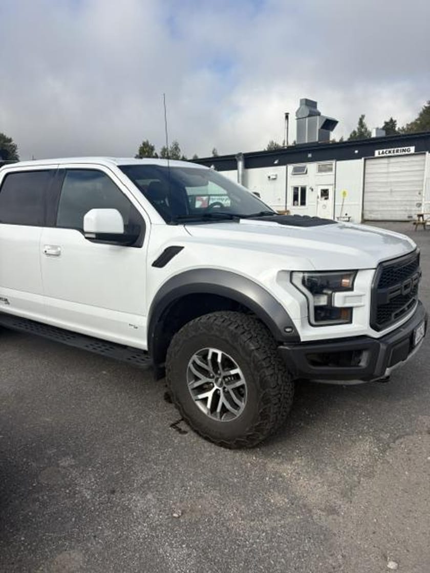 Bild 3 av Ford F-150 Raptor SuperCrew 