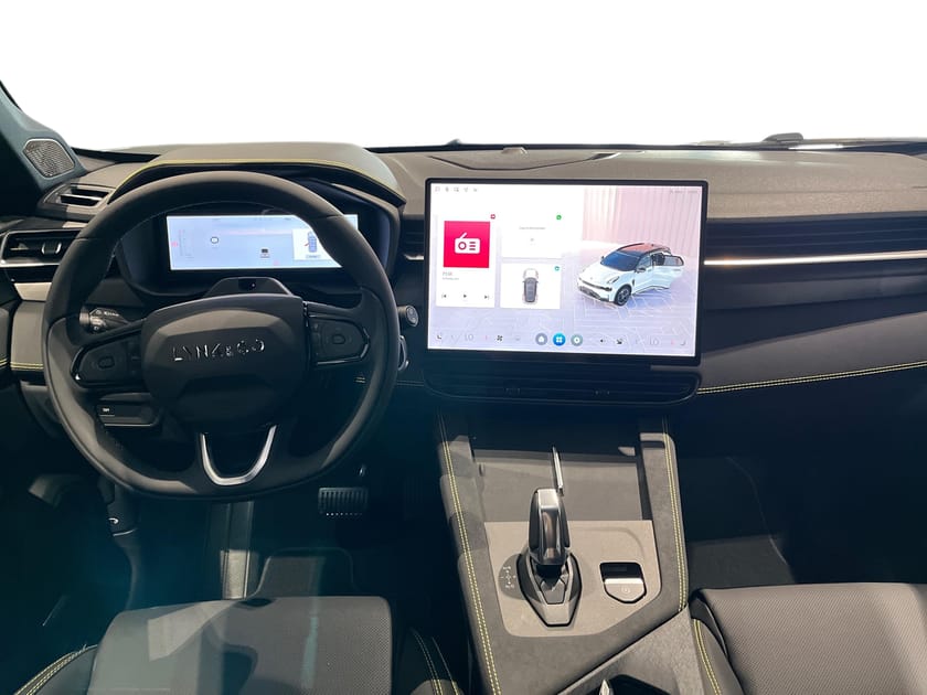 Bild 5 av Lynk & Co 01 PHEV More