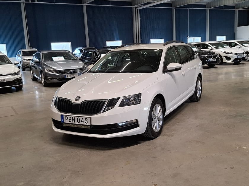 Bild 3 av Škoda Octavia Kombi Skoda 1.6 TDI SCR Ambition V-hjul Drag