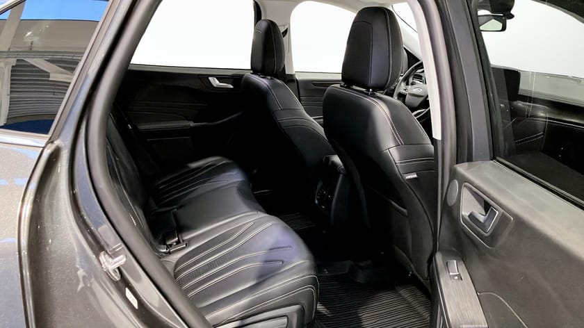 Bild 5 av Ford Kuga Plug-In Hybrid Vignale 2.5 FWD 225HK