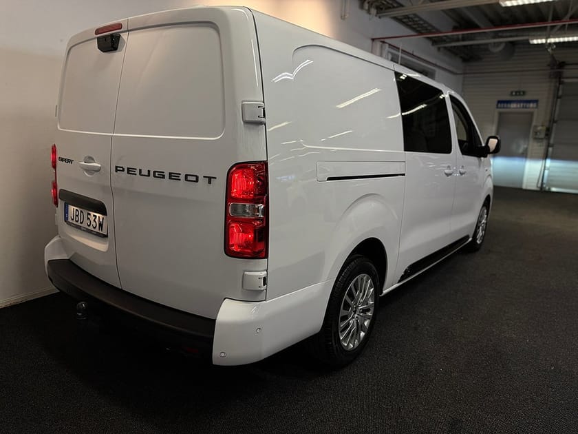 Bild 2 av Peugeot Expert Utökad Last Crew Cab 2.0 180hk | Moms | Pro | Nordic Pack | Vhjul