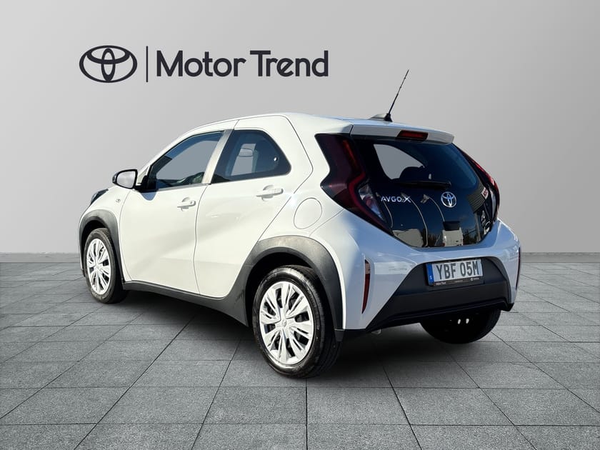 Bild 3 av Toyota Aygo X Play 1.0 VVT-i 72hk,6.100mil