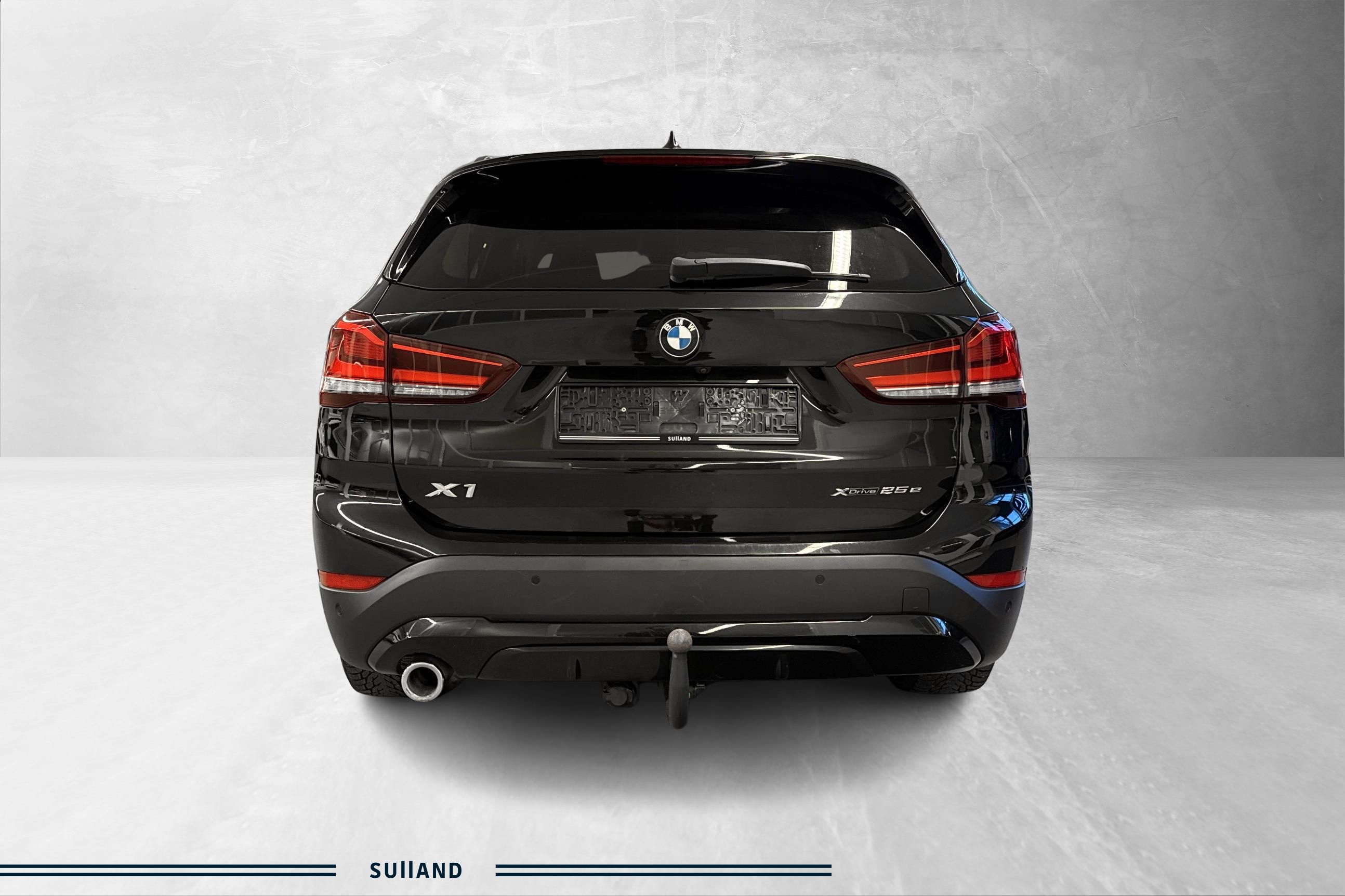 Thumnail bilde 3 av BMW X1 xDrive25e