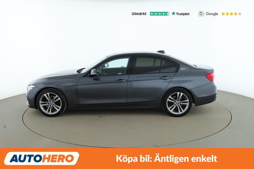 Bild 2 av BMW 330e Sedan Sport Line / GPS, Backkamera, Rattvärme