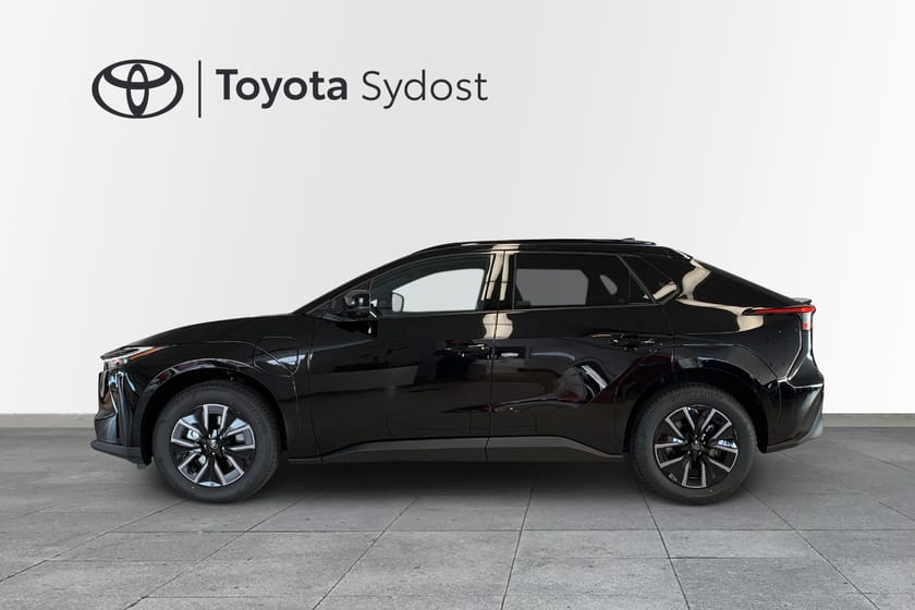 Bild 3 av Toyota bZ4X 224hk Navi Rattvärme 360 kamera  Elbagagelucka