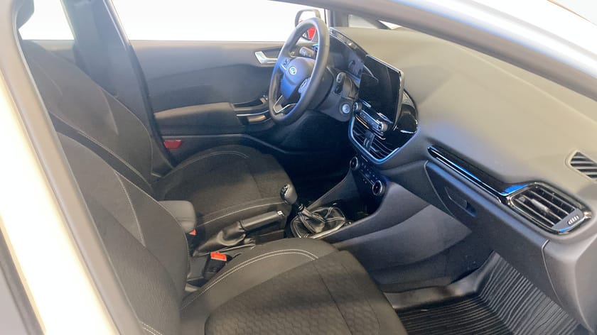 Bild 3 av Ford Fiesta TITANIUM 1.0 100Hk | Rattvärme