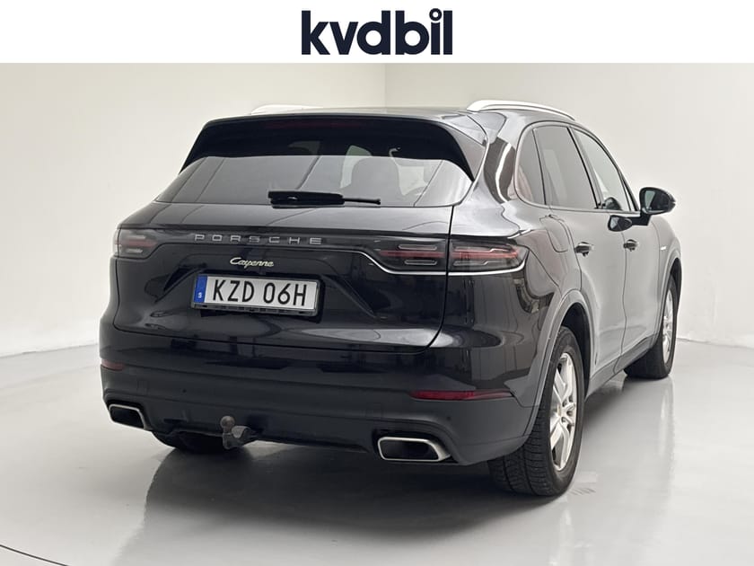 Bild 3 av Porsche Cayenne E-Hybrid (462hk) Panorama Sport Chrono