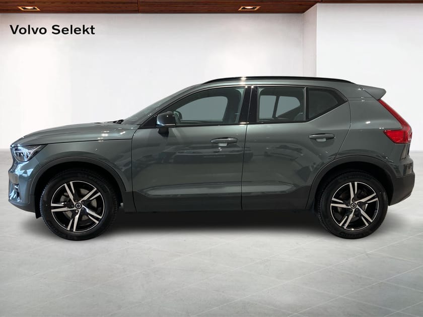 Bild 3 av Volvo XC40 B4 FWD Bensin Plus Dark