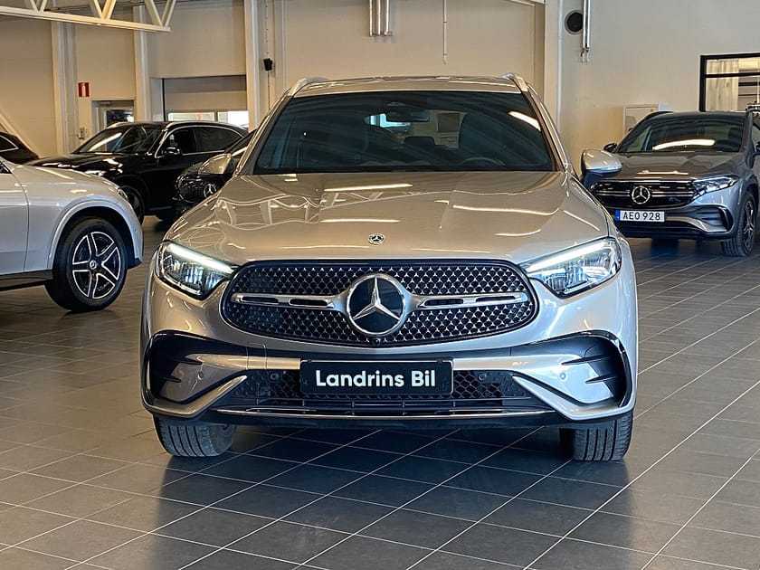 Bild 2 av Mercedes-Benz GLC 300 d e 4MATIC de, 4MATIC, 9G-T, AMG Line, Minnespaket