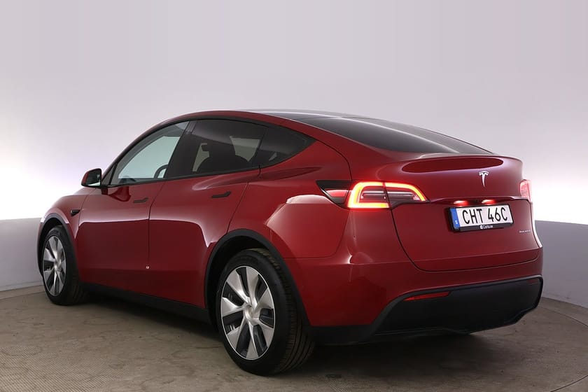 Bild 4 av Tesla Model Y Long Range AWD Uppgraderad Autopilot Pano