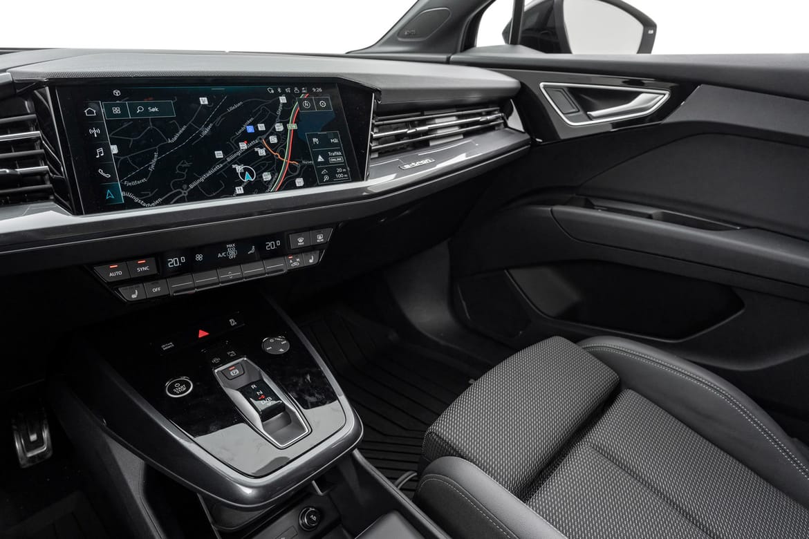 Audi Q4 45 e-tron quattro, 286hk, 2024