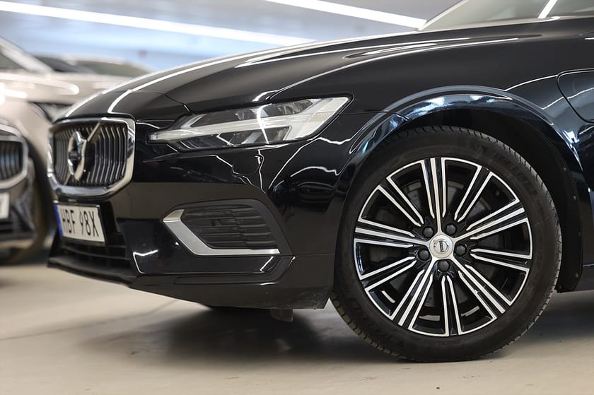 Bild 4 av Volvo V60 Recharge T6 AWD 350hk Inscription Exp Keyless Värmare B-Kamera