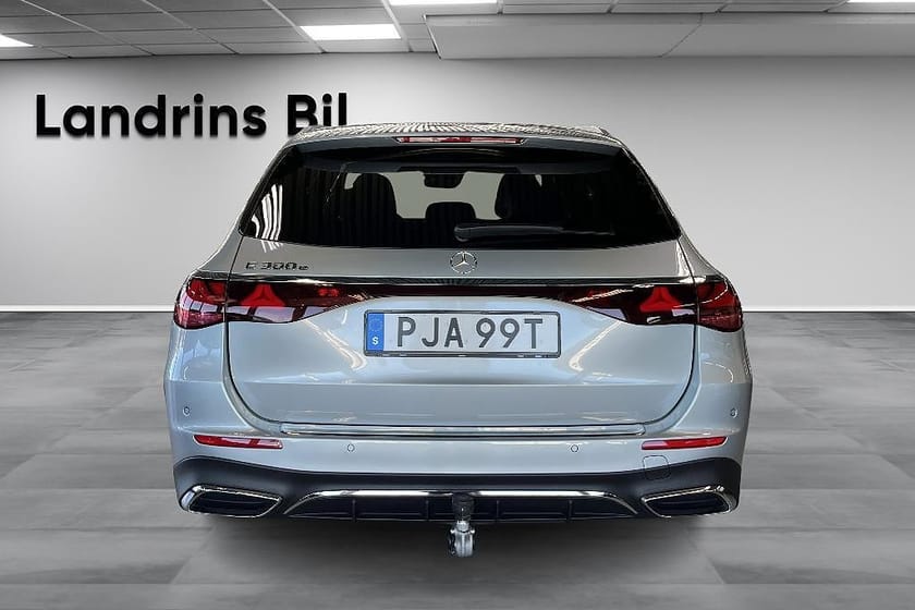 Bild 5 av Mercedes-Benz E 300 T e / AMG-Line Premium/ Burmester/ Superscreen/ MOMS