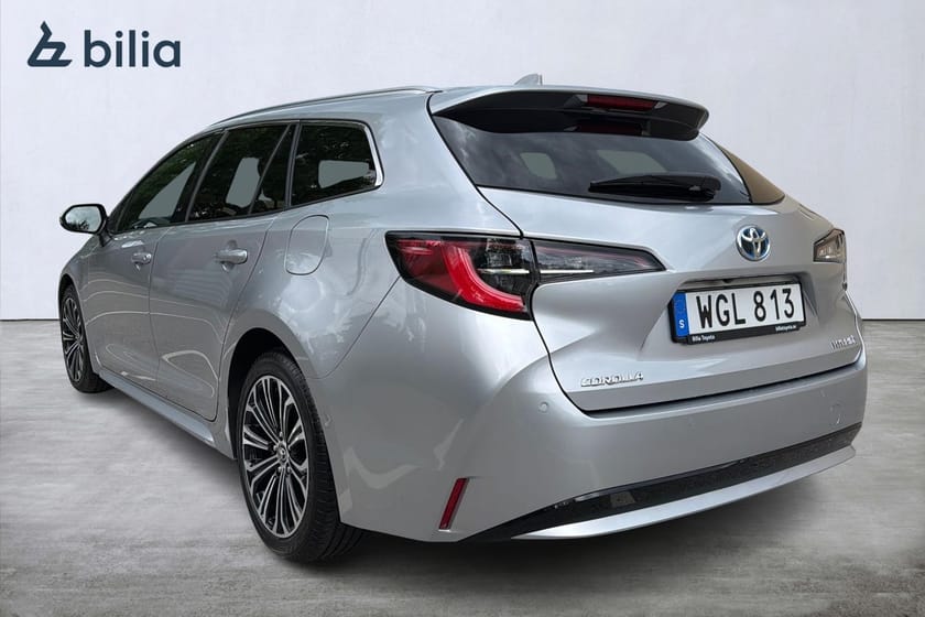 Bild 2 av Toyota Corolla Touring Sports Hybrid 1,8 Style Teknikpaket Approved Used 2032