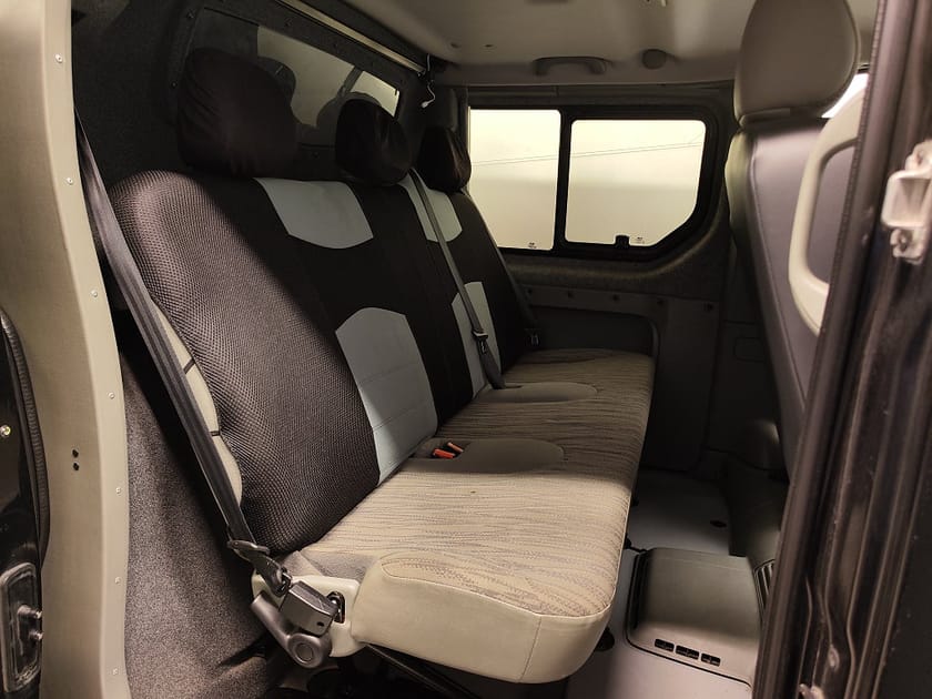 Bild 5 av Nissan Primastar Kombi Crew 2.5 dCi 146hk, 79.900:- ex moms