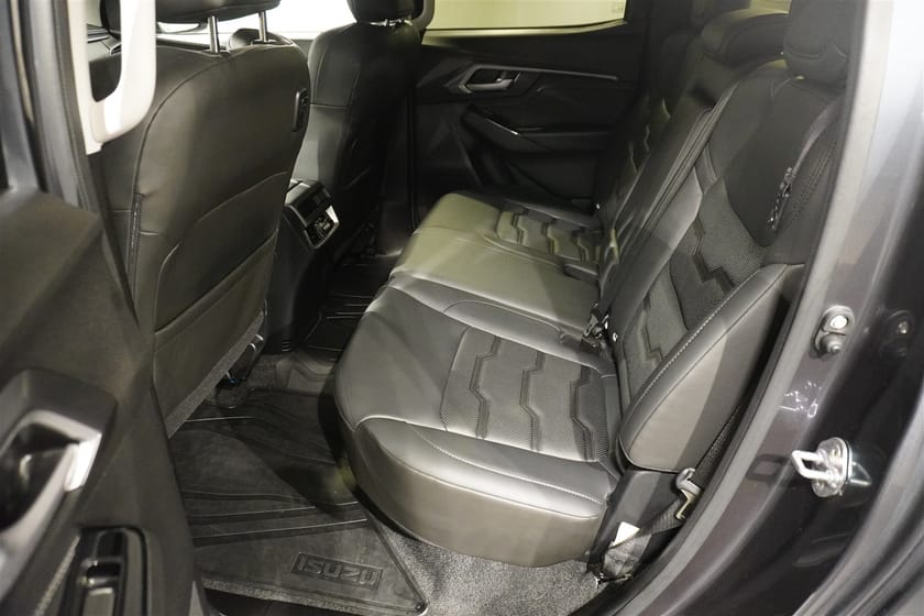 Bild 5 av Isuzu D-Max Crew Cab 1.9 Cng 4WD Läder B-Kamera Moms