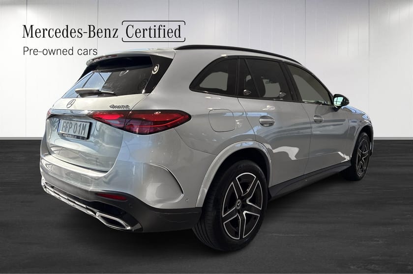 Bild 4 av Mercedes-Benz GLC 300 e 4MATIC SUV | AMG | Pano | Drag