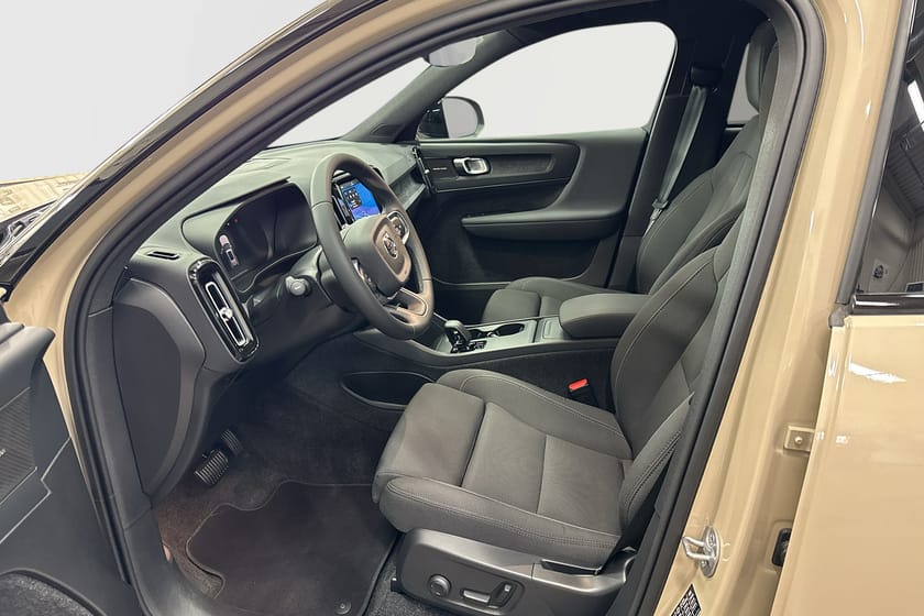 Bild 4 av Volvo EX40 Twin Motor Performance Ultra SE