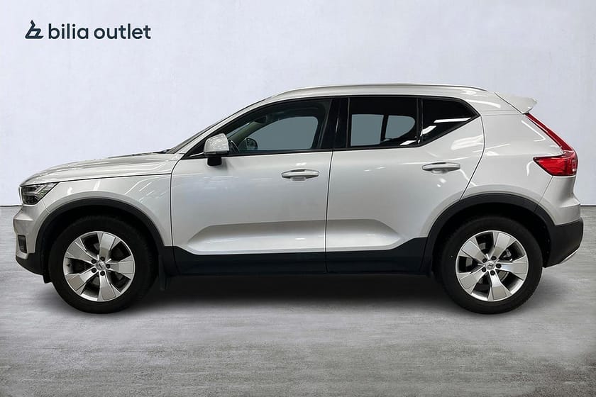 Bild 3 av Volvo XC40 D4 AWD Momentum Intro Edition 190hk / Drag Navi Kamera