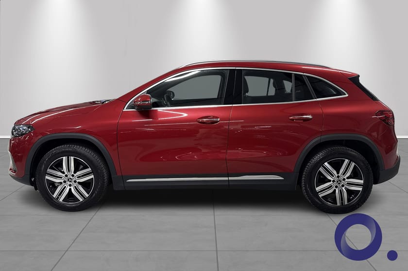 Bilde 5 av Mercedes-Benz EQA 300 4MATIC HENGERFESTE, ADAPTIV CRUISE, NAVIGASJON, RATTVARME