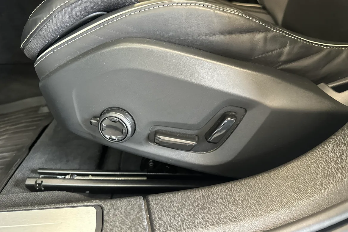 picture of a car