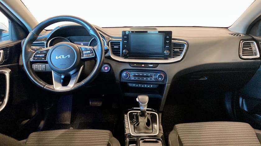 Bild 4 av Kia Ceed Sportswagon Plug-in Hybrid DCT 141hk Advance - Backkamera