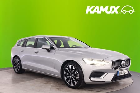 Volvo V60 Recharge T6 AWD Core Kamera Drag CarPlay Värm Keyless