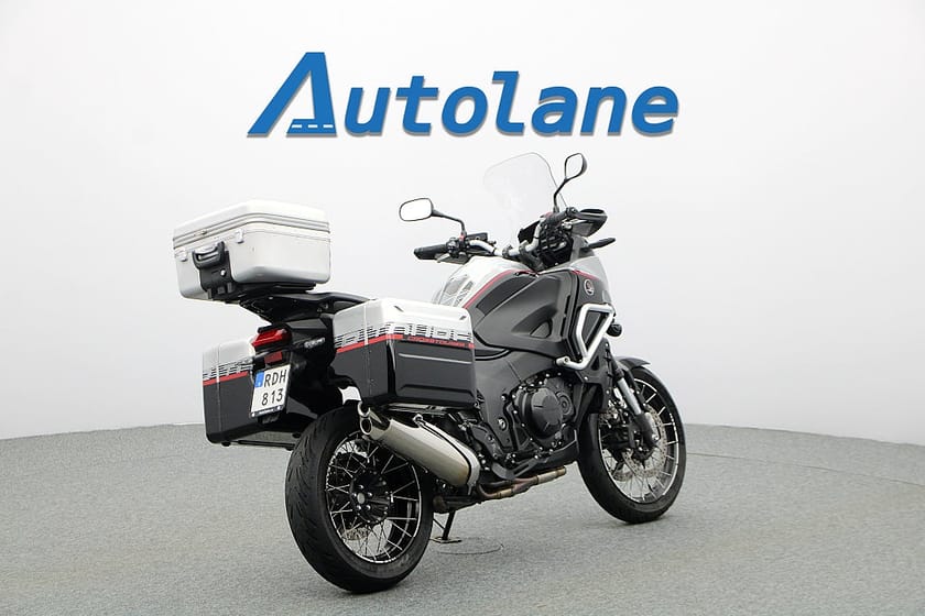 Bild 5 av Honda Powersports VFR1200X Crosstourer 