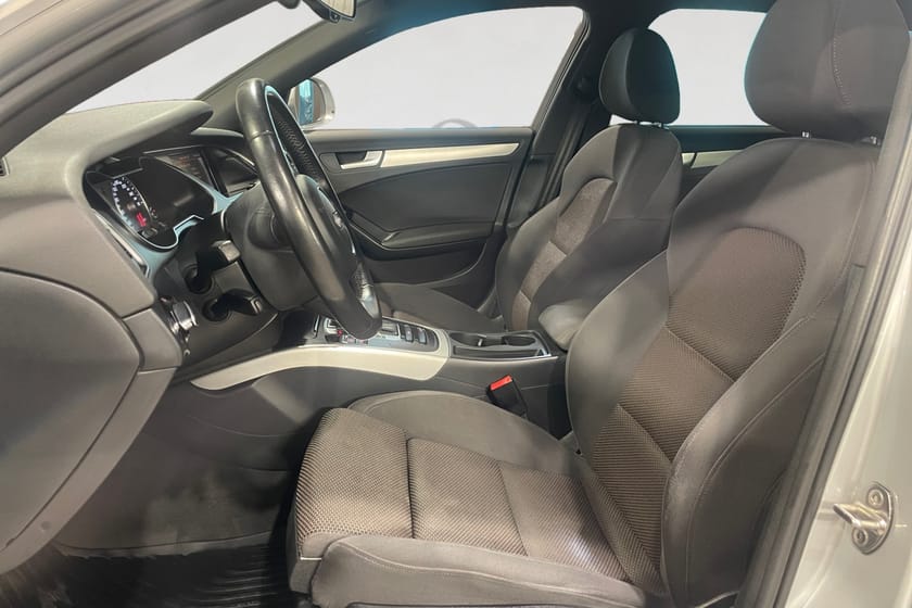 Bild 3 av Audi A4 allroad quattro 2.0 TDI 177HK Q COMFORT DRAG PDC NYSERV M&K 18"