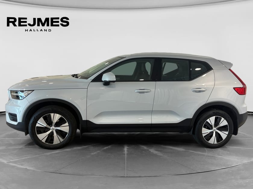 Bild 3 av Volvo XC40 T3 FWD aut Momentum Edition