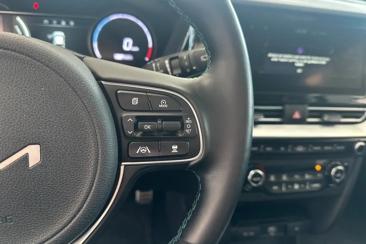 picture of a car