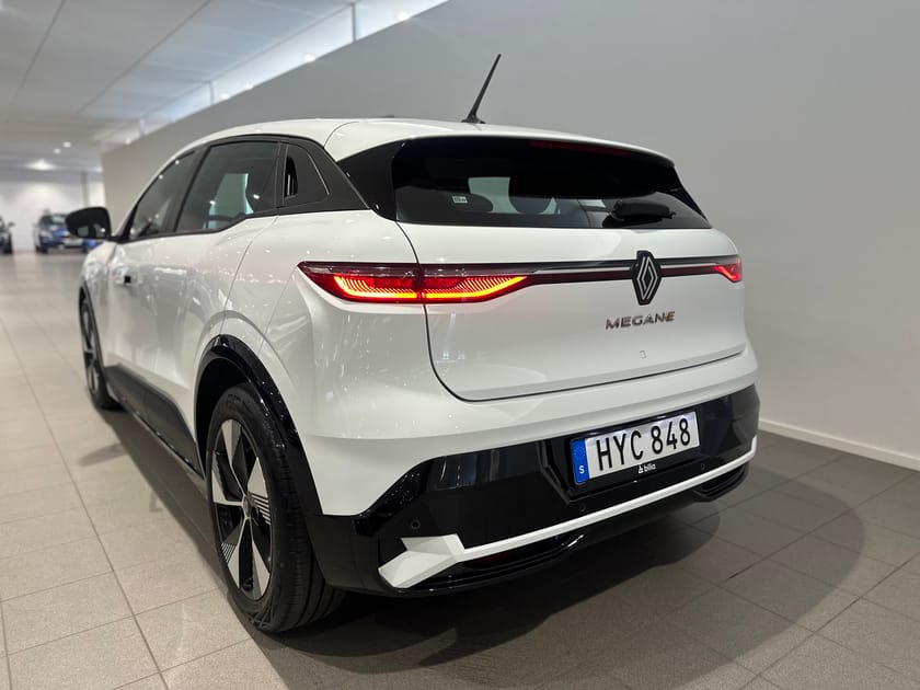 Bild 5 av Renault Mégane E-TECH Equilibre 40kWh/130hk, Sensorer, Backkamera