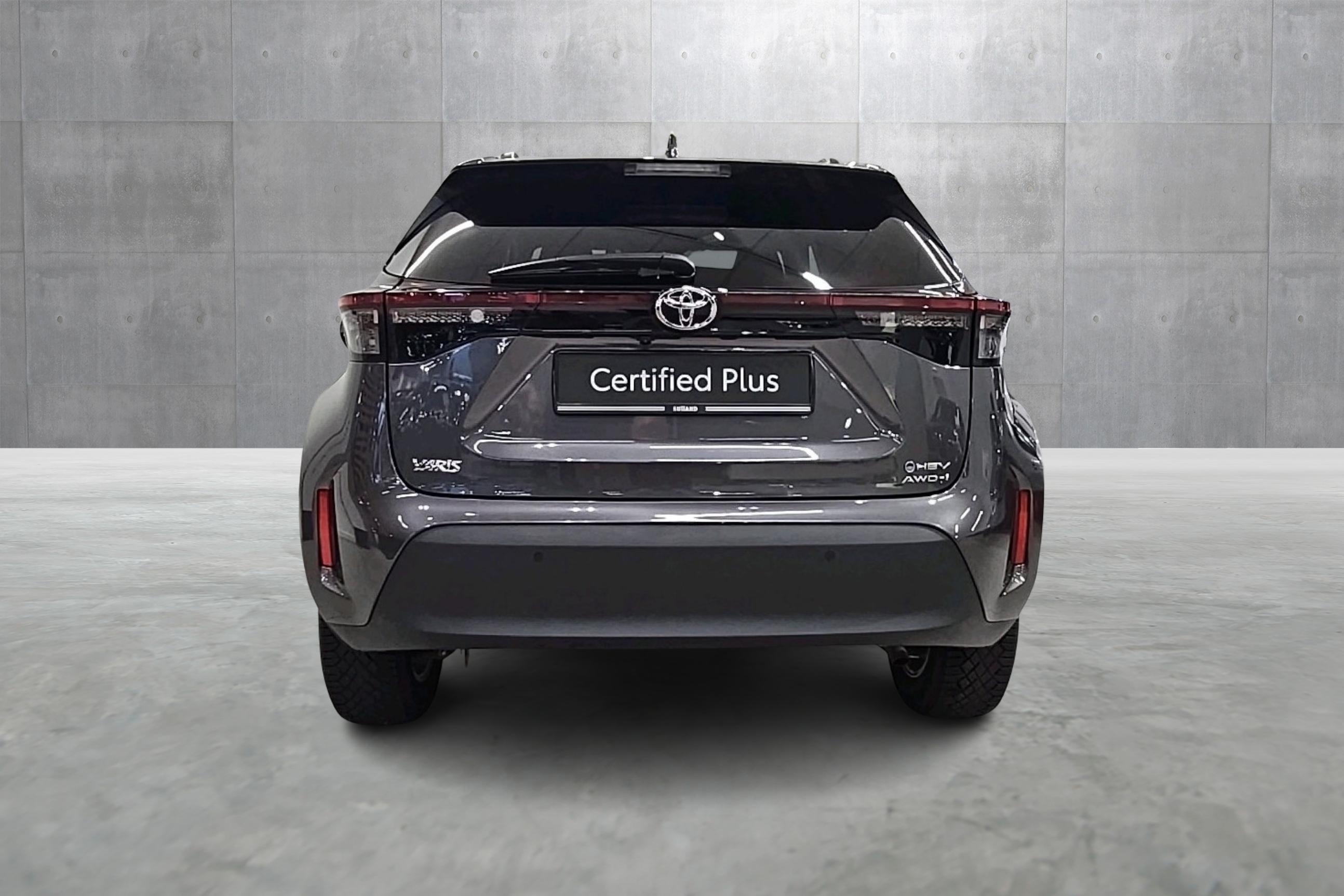 Thumnail bilde 3 av Toyota Yaris Cross Hybrid 115 AWD-i