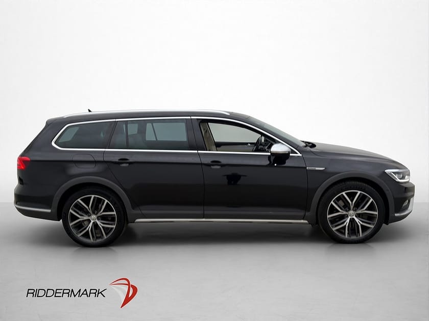 Bild 5 av Volkswagen Passat Alltrack 4M Cockpit Pano D-Värm HuD 360°