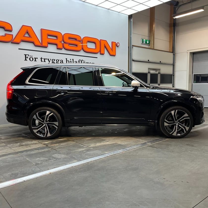 Bild 3 av Volvo XC90 T6 AWD Aut R-Design 7-Sits B&W Navi Dragkrok Läder