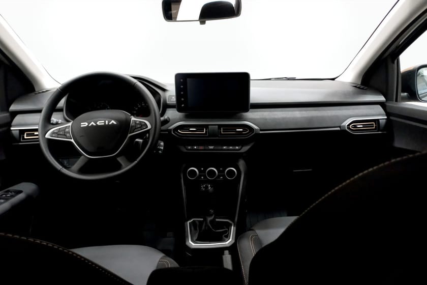 Bild 3 av Dacia Jogger 7-sätes TCe 110 extreme 7 platser // Privatleasing fr. 2590 kr/måns