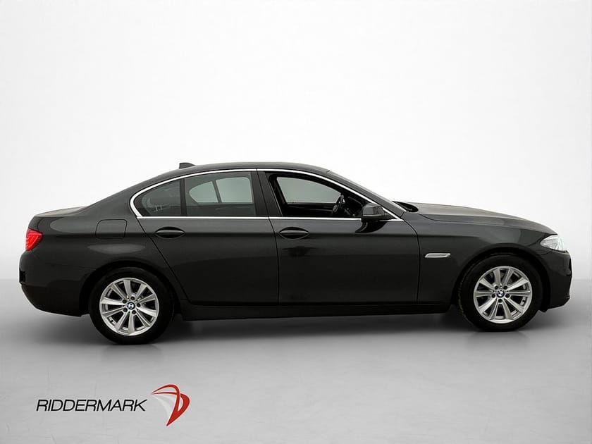 Bild 4 av BMW 520d xDrive Sedan 184hk Två-brukare P-Sensorer Rattvärme