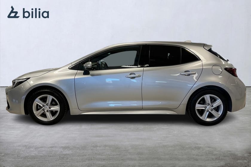 Bild 3 av Toyota Corolla Hybrid 1,8 5D STYLE VINTERHJUL