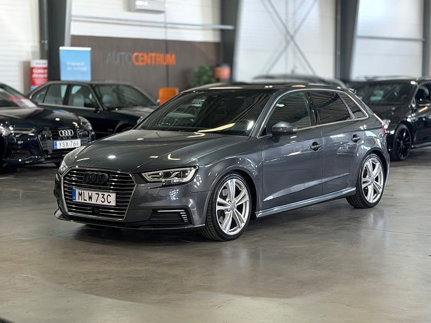 Bild 1 av Audi A3 Sportback 40 e-tron S Line Pano Bang&Olufsen Cockpit 204hk