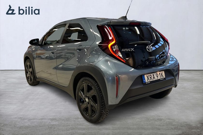 Bild 2 av Toyota Aygo X 1,0 MAN 5-VXL - PLAY COMFORT & STYLE PACK / VINTERHJUL